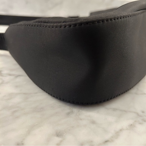 Vintage GUESS Y2K 90s Black Nylon Shoulder Bag EUC - Picture 6 of 10